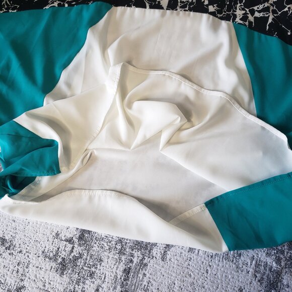 Calvin Klein Blouse Turquoise Black White 3/4 Sleeve - Picture 8 of 13